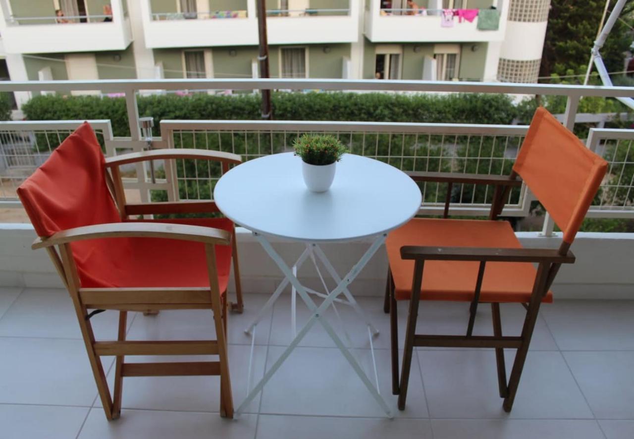 Zoe Apartments تولو المظهر الخارجي الصورة